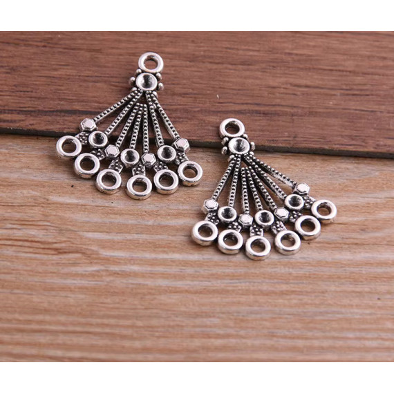 Vintage Pendant Charm Silver 25x27mm 10pk
